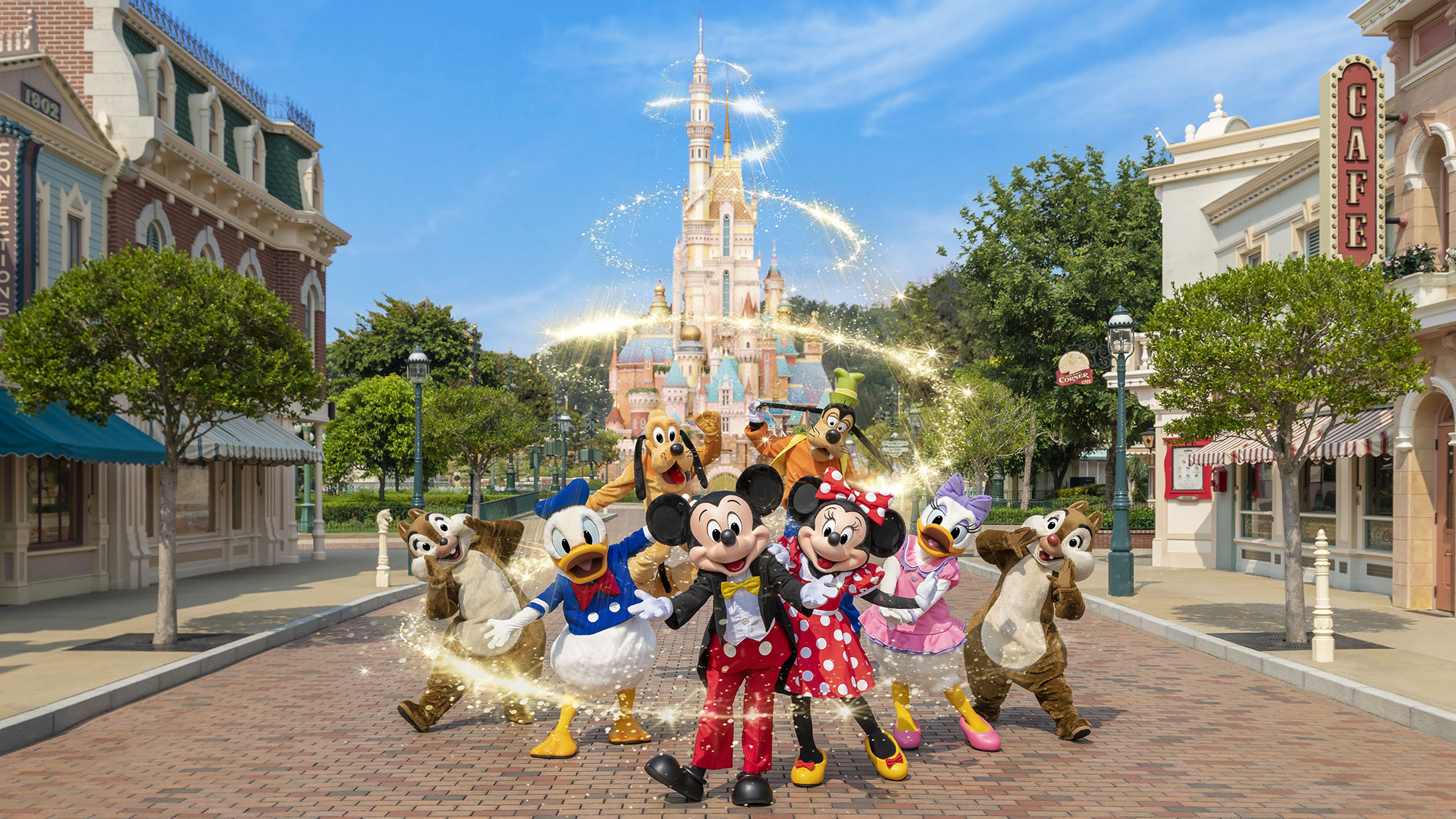 Exclusive Themed Lands at Hong Kong Disneyland | Must-Visit Attractions Image