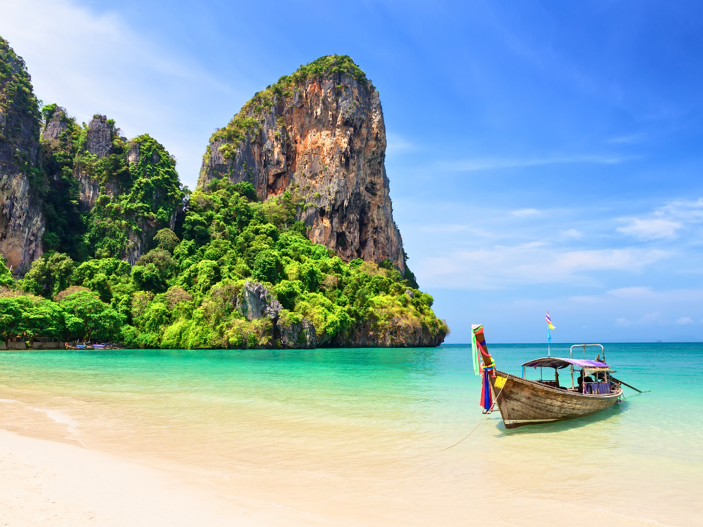 Thailand <p>Phuket - Phi Phi Island - James Bond Tour<br>(Min 2-to-go)</p> Tour Image