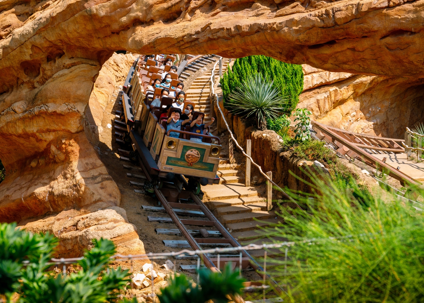 Best Themed Lands at Hong Kong Disneyland | Top Attractions