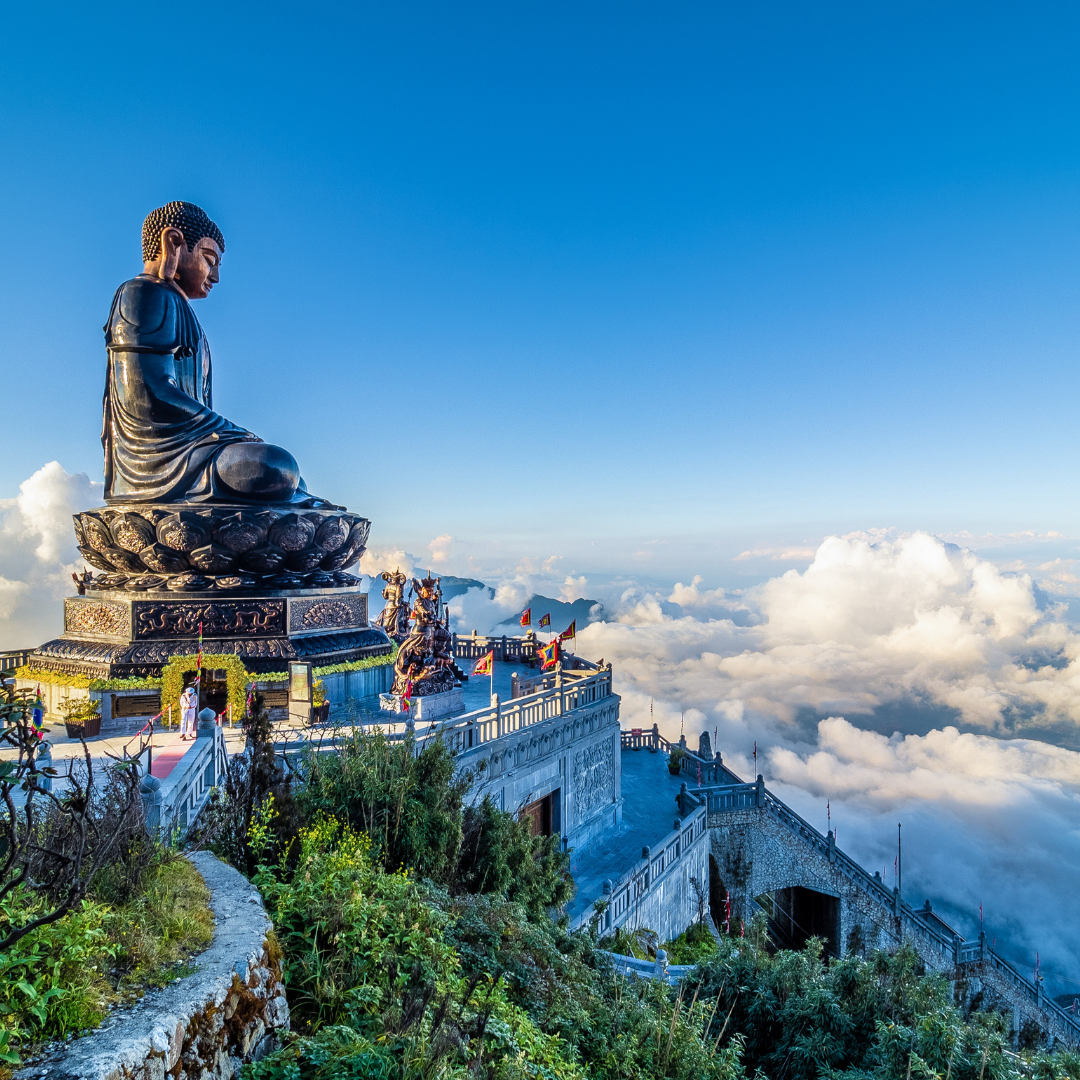 Vietnam <p>[Seat-in-Coach] Hanoi + Halong Bay (Overnight On Cruise) + Sapa Valley + Fansipan Legend (Min 2-to-go) Buy 3 Free 1 </p> Tour Image