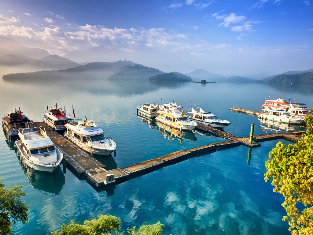 Taiwan <p>Taipei + Alishan + Sun Moon Lake Muslim Tour<br>(Min 2-to-go)</p> Tour Image