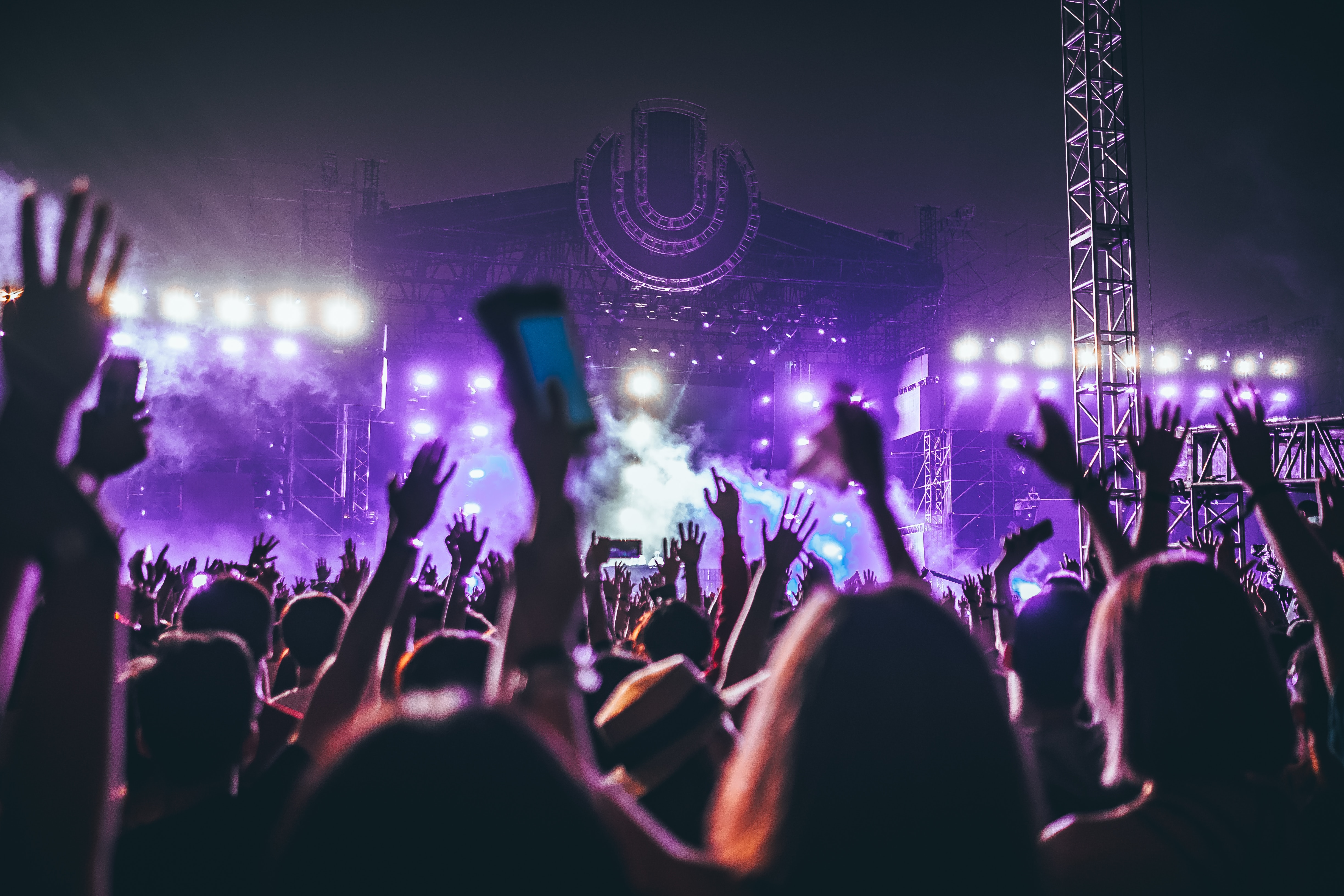 Music Festivals Around The World You Don't Want to Miss This September Image