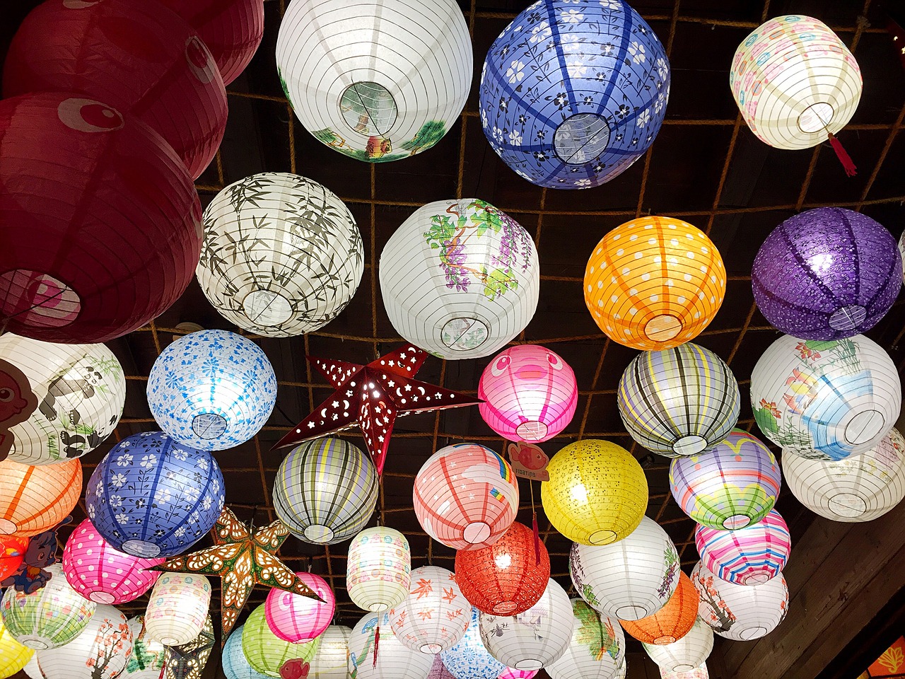 4 Fantastic Ways to Celebrate Mid-Autumn Festival This September Image