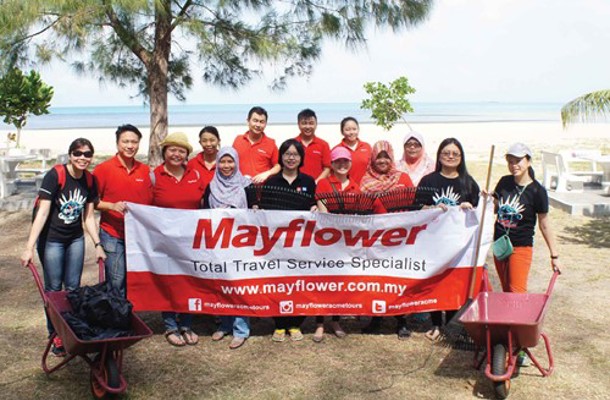 Beach Clean Up Project Image