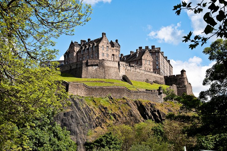 The Bagpipe Isn’t Scottish and Other Things You Didn’t Know About Scotland Image
