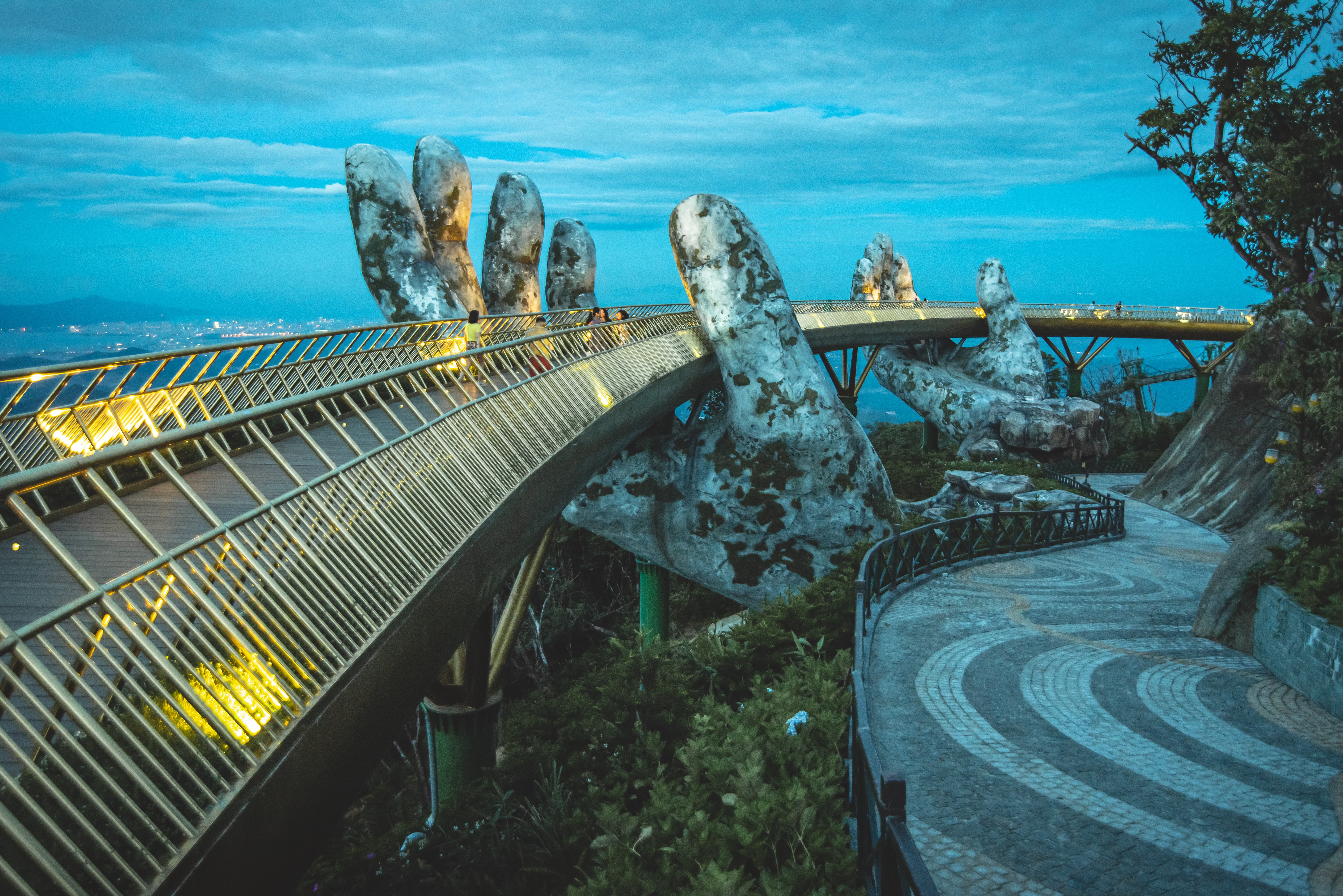 Da Nang: The Essential Travel Guide Banner Image