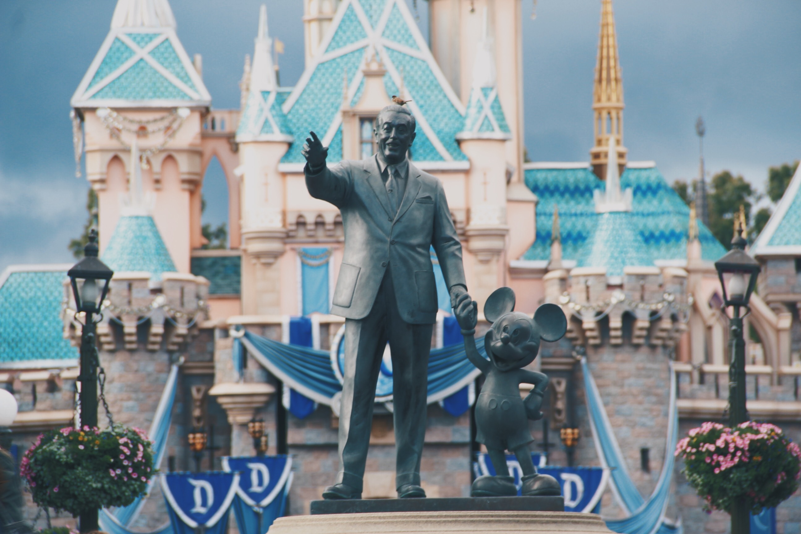 Save This List If You Ever Think about Going to Disneyland Image